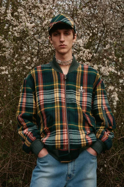 Look 17